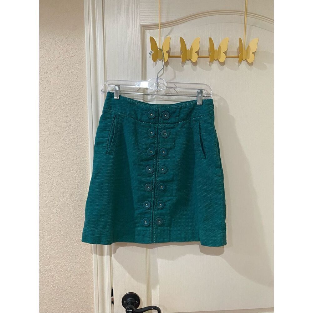 Vintage Anthropologie Skirt faux button size 0